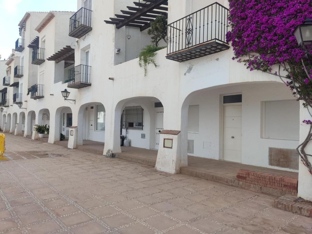 Vistas Al Mar Marina Del Este อัลมูเญการ์ ภายนอก รูปภาพ