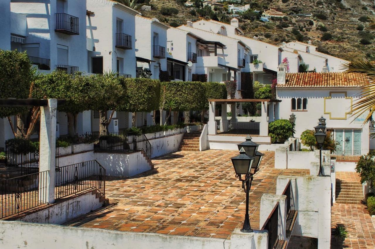 Vistas Al Mar Marina Del Este อัลมูเญการ์ ภายนอก รูปภาพ