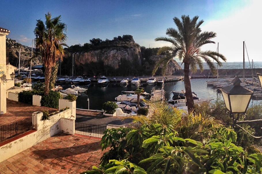 Vistas Al Mar Marina Del Este อัลมูเญการ์ ภายนอก รูปภาพ